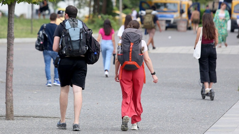 Vit rekord për turizmin, Shqipërinë e vizituan 11.7 milionë të huaj në 2024